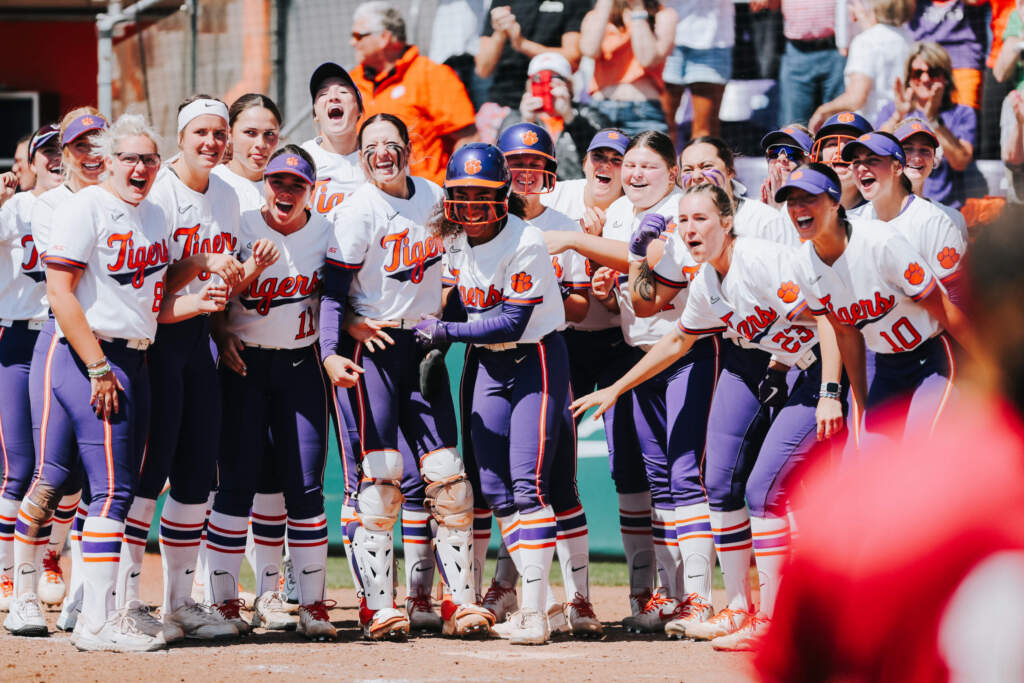 Tigers Ground Eagles in Run-Rule Victory